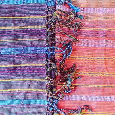 Tenun Bayan
